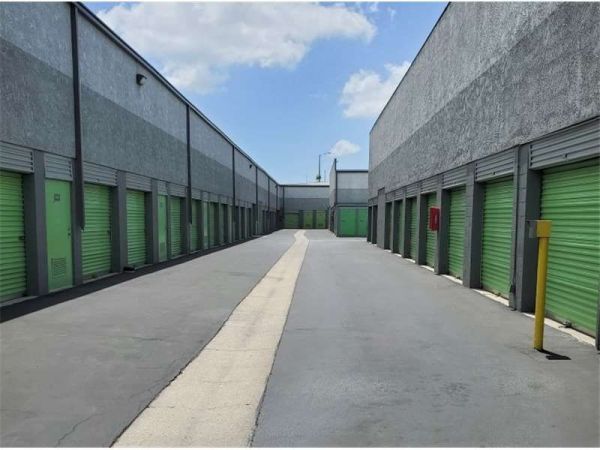 Extra Space Storage - 0825 - Orange - South Flower St - 340 South Flower Street