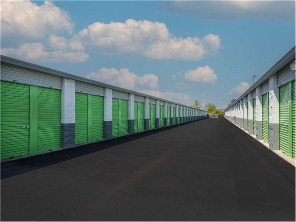 Extra Space Storage - 0829 - Hilliard - Parkway Ln - 3450 Parkway Lane