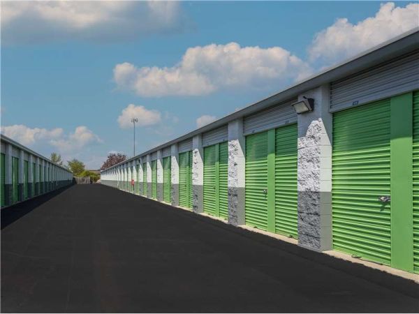 Extra Space Storage - 0829 - Hilliard - Parkway Ln - 3450 Parkway Lane