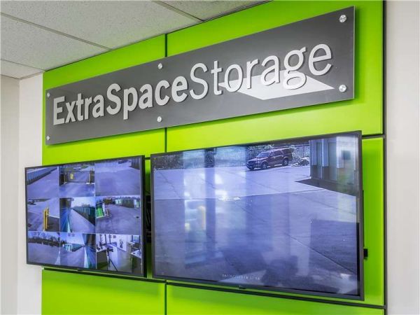 Extra Space Storage - 0829 - Hilliard - Parkway Ln - 3450 Parkway Lane