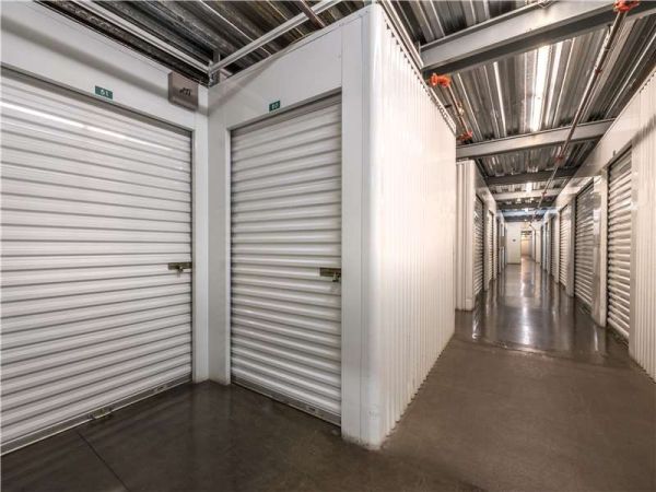 Extra Space Storage - 1160 - Los Angeles - La Cienega - 2645 La Cienega Avenue