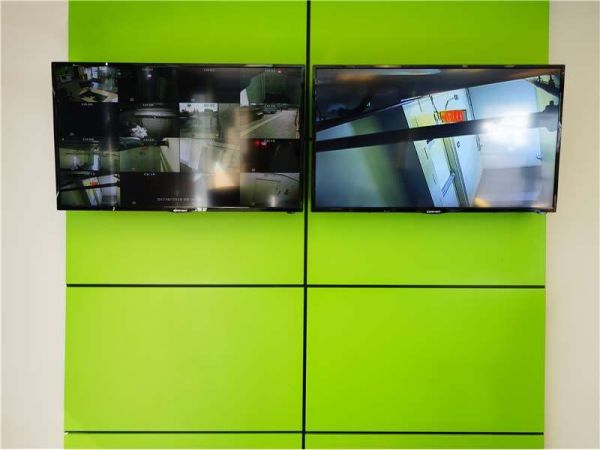 Extra Space Storage - 1160 - Los Angeles - La Cienega - 2645 La Cienega Avenue
