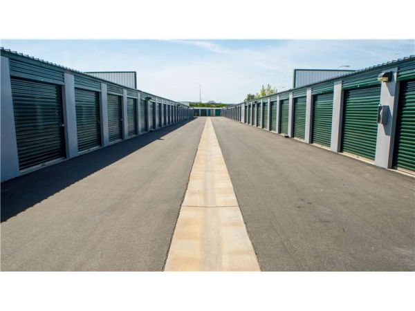 Extra Space Storage - 1358 - Lancaster - West Ave J-8 - 1722 West Avenue J8
