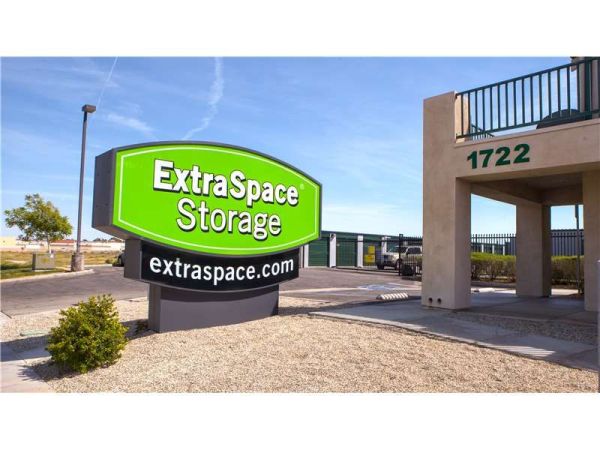 Extra Space Storage - 1358 - Lancaster - West Ave J-8 - 1722 West Avenue J8