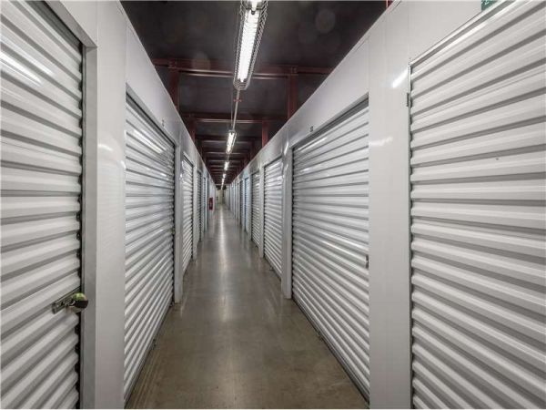 Extra Space Storage - 1439 - Baltimore - N Howard St - 2400 North Howard Street