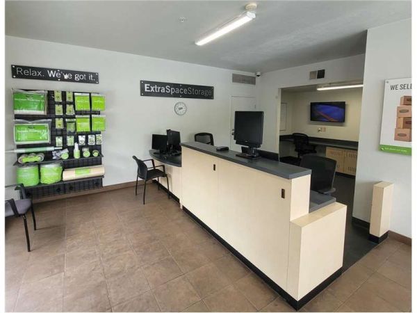 Extra Space Storage - 1524 - Anaheim - 1705 S State College Blvd - 1705 South State College Boulevard