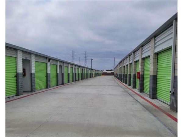 Extra Space Storage - 1524 - Anaheim - 1705 S State College Blvd - 1705 South State College Boulevard