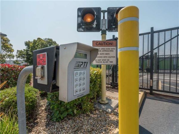 Extra Space Storage - 1532 - Richmond - 1900 Meeker Ave - 1900 Meeker Avenue