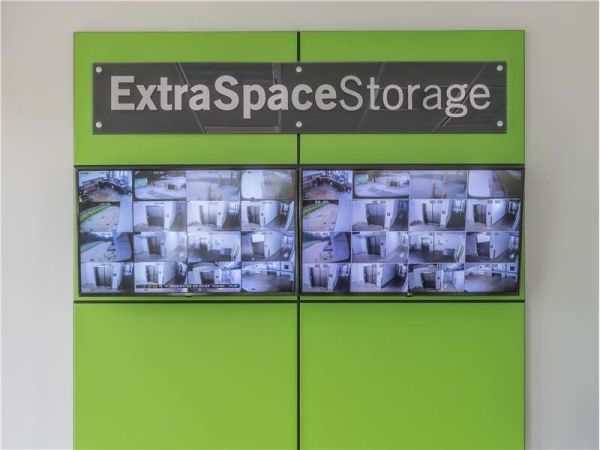 Extra Space Storage - 1599 - Tucker - Montreal Rd - 1989 Montreal Road