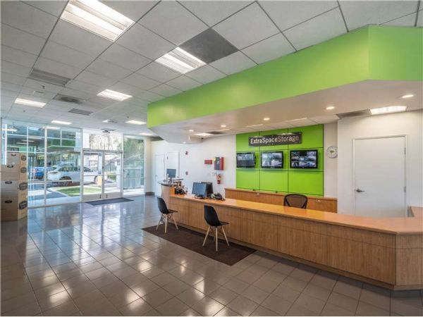 Extra Space Storage - 1671 - Hawthorne - La Cienega Blvd - 12714 South La Cienega Boulevard