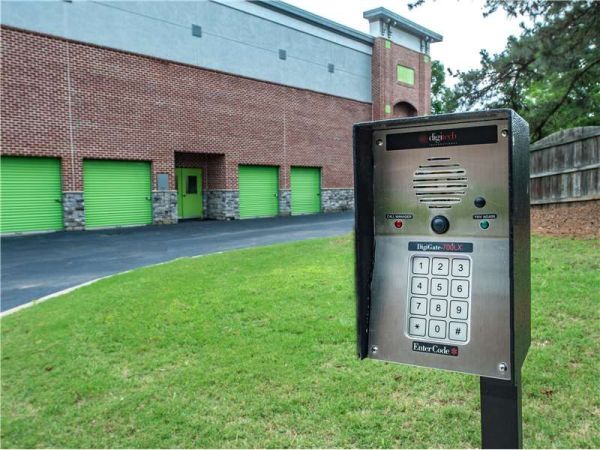 Extra Space Storage - 1687 - Alpharetta - Jones Bridge Rd - 11640 Jones Bridge Road