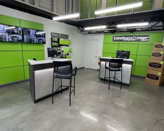 Extra Space Storage - 1687 - Alpharetta - Jones Bridge Rd - 11640 Jones Bridge Road