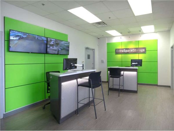 Extra Space Storage - 1711 - Cicero - Ogden Ave - 5701 Ogden Avenue