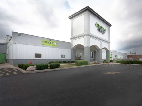 Extra Space Storage - 1711 - Cicero - Ogden Ave - 5701 Ogden Avenue