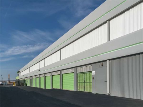 Extra Space Storage - 1736 - Henderson - Racetrack Rd - 733 South Racetrack Road