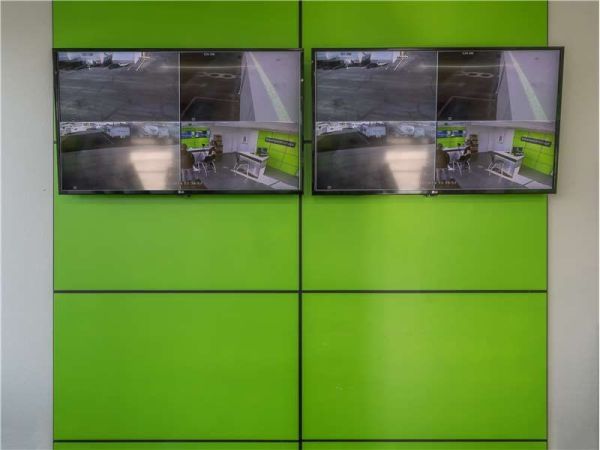 Extra Space Storage - 1736 - Henderson - Racetrack Rd - 733 South Racetrack Road