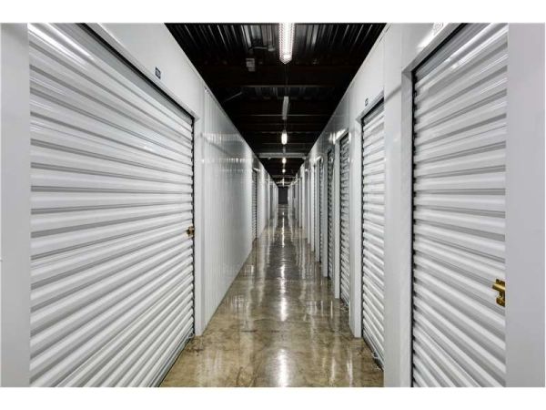 Extra Space Storage - 1602 - Glendale - 6527 San Fernando Road - 6527 San Fernando Road