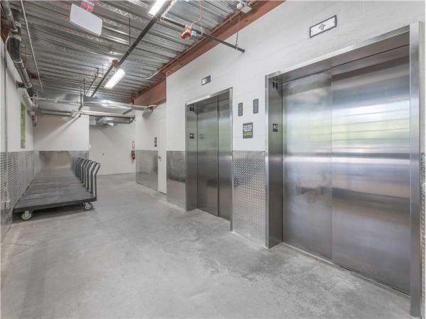 Extra Space Storage - 1860 - Philadelphia - Leverington Ave - 59 Leverington Avenue