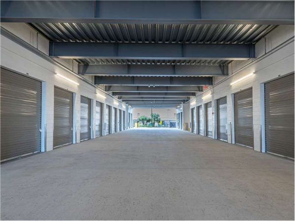 Extra Space Storage - 7306 - Orlando - Primrose Dr - 408 North Primrose Drive