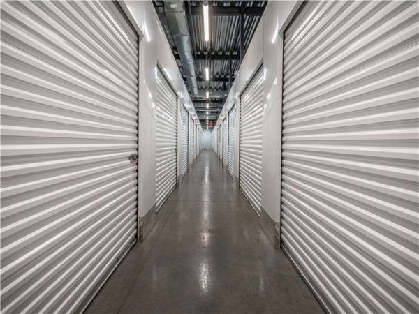 Extra Space Storage - 7306 - Orlando - Primrose Dr - 408 North Primrose Drive