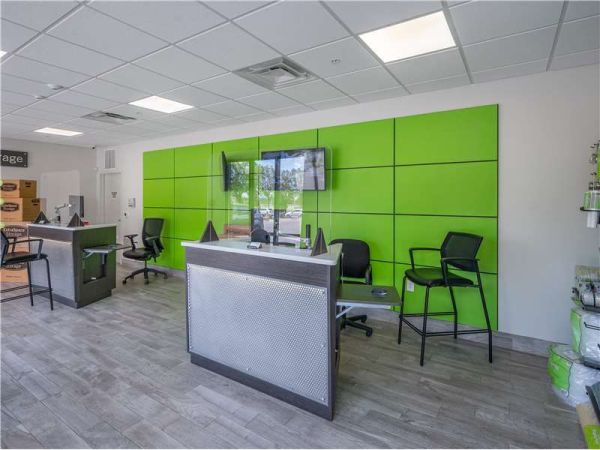 Extra Space Storage - 7375 - Tallahassee - Tennessee St - 2568 West Tennessee Street