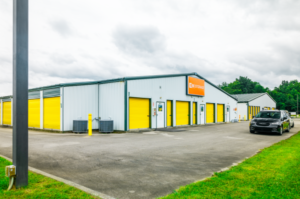 Mini Mall Storage - Piney Flats - 6460 Bristol Highway