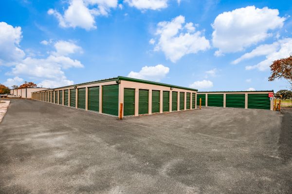 Eagle Creek Storage - 701 Eagle Creek Drive