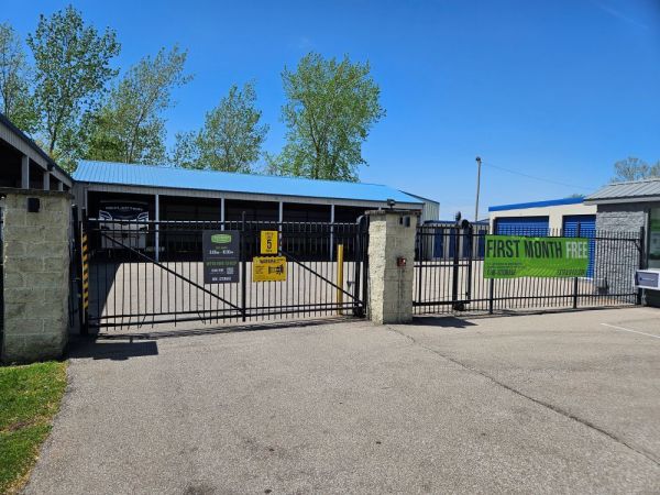 Extra Space Storage - 2186 - Columbus - Indianapolis Rd - 4072 North Indianapolis Road