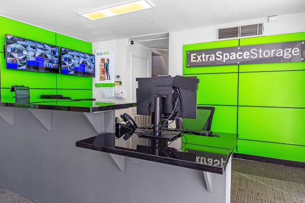 Extra Space Storage - 7873 - Citrus Heights - Auburn Blvd - 6230 Auburn Boulevard