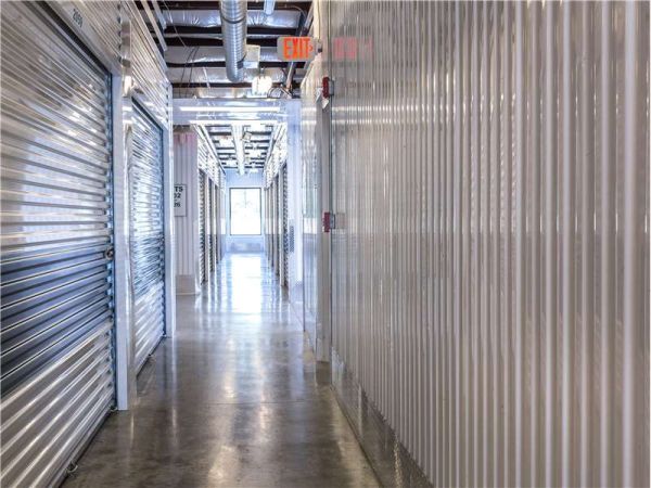 Extra Space Storage - 8634 - Fishers - Brooks School Rd - 11775 Brooks School Road