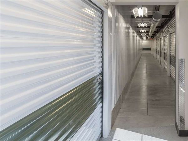 Extra Space Storage - 8936 - Fishers - Allisonville Office Dr - 10986 Allisonville Office Drive