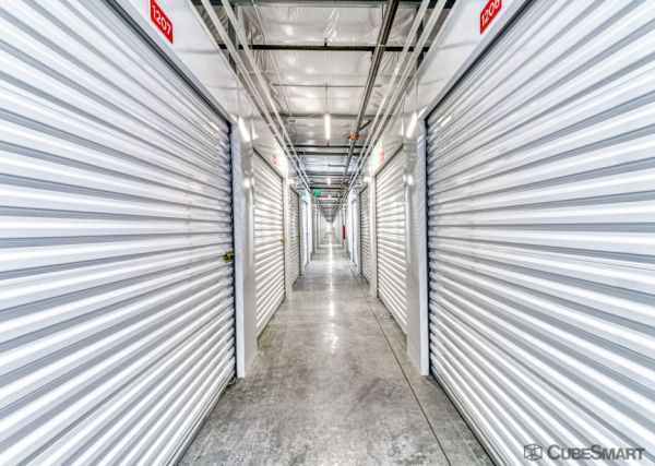 CubeSmart Self Storage - 3909 Bennett Drive - 3909 Bennett Drive