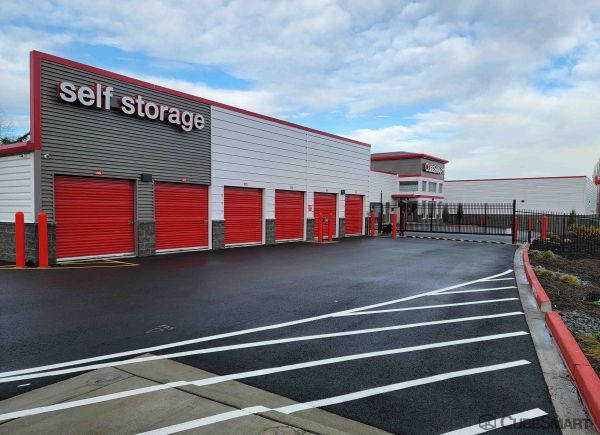 CubeSmart Self Storage - 3909 Bennett Drive - 3909 Bennett Drive