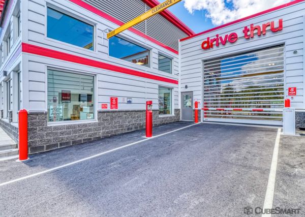 CubeSmart Self Storage - 3909 Bennett Drive - 3909 Bennett Drive