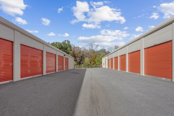 Public Storage - Greensboro - 7744 McCloud Rd - 7744 McCloud Rd