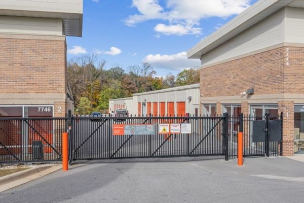 Public Storage - Greensboro - 7744 McCloud Rd - 7744 McCloud Rd