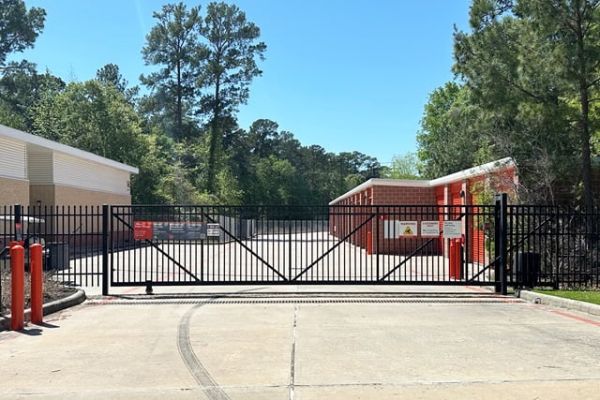 Public Storage - The Woodlands - 6375 College Park Dr - 6375 College Park Dr