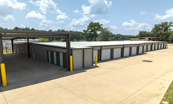 Storology Storage - Grande - 1951 East Grande Boulevard
