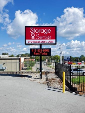 Storage Sense - Branson - 240 Shepherd Of The Hills Expressway
