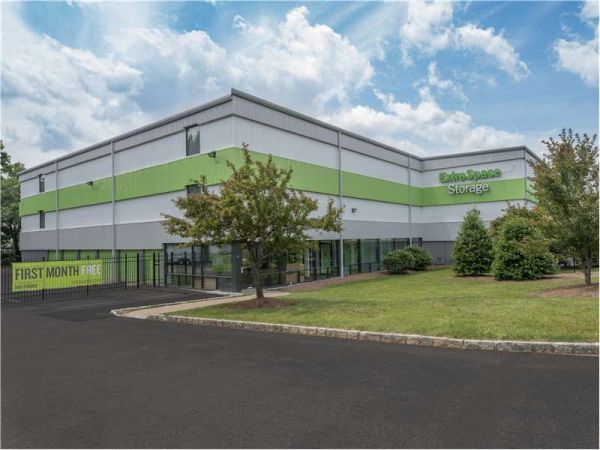 Extra Space Storage - 8347 - Mahwah - Micik Ln - 100 Micik Lane