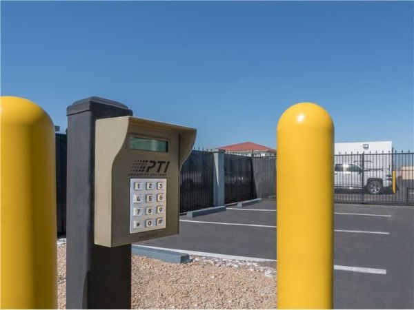 Extra Space Storage - 8367 - Peoria - 10700 N 95th Ave - 10700 North 95th Avenue
