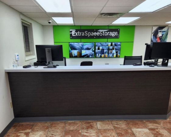Extra Space Storage - 3004 - Austintown - Leharps Dr - 3690 Leharps Drive