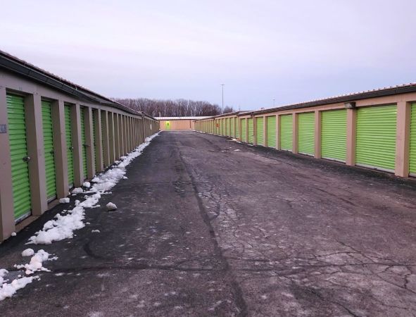 Extra Space Storage - 3004 - Austintown - Leharps Dr - 3690 Leharps Drive