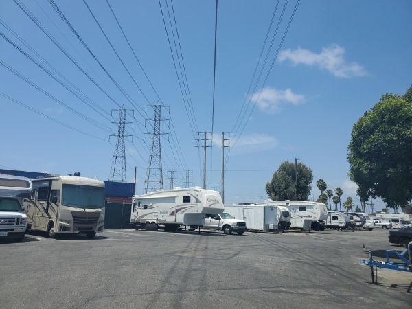 Extra Space Storage - 3424 - Torrance - 190th St - 4320 West 190th Street