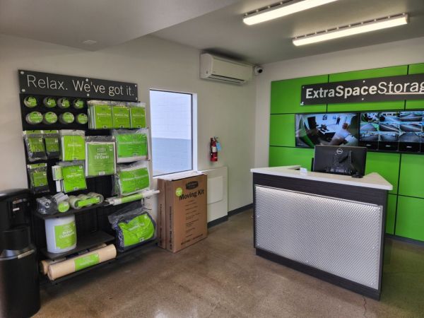 Extra Space Storage - 3425 - Irvine - Muirlands Blvd - 10025 Muirlands Boulevard