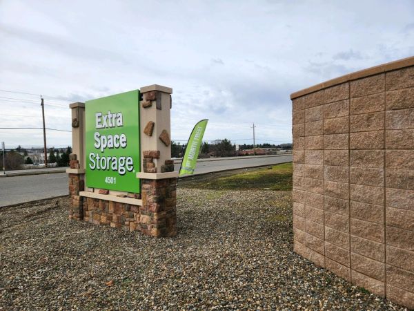 Extra Space Storage - 3513 - El Dorado Hills - Latrobe Rd - 4501 Latrobe Road
