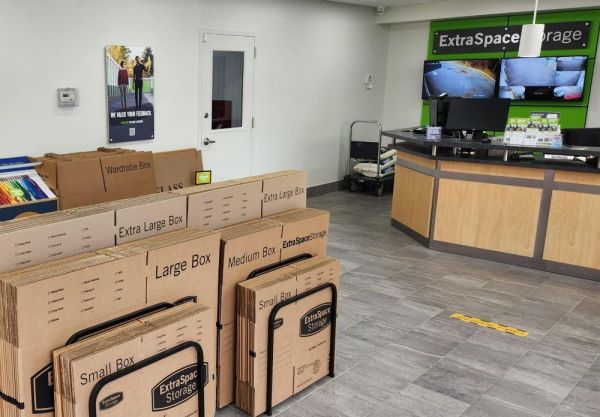 Extra Space Storage - 3524 - Riverhead - Enterprise Zone Dr - 1 Enterprise Zone Drive