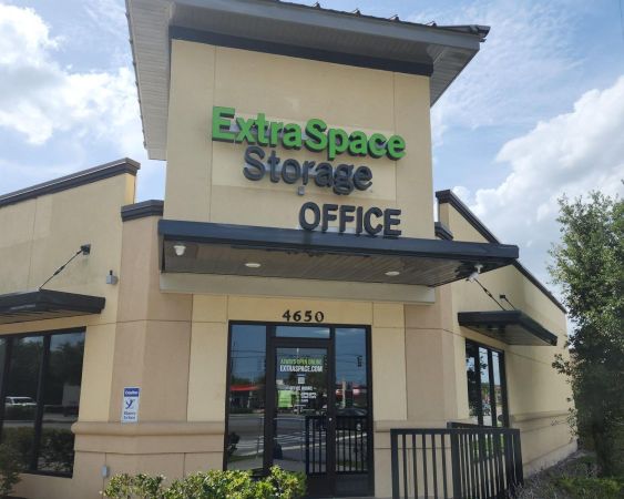 Extra Space Storage - 3526 - Orlando - Semoran Boulevard - 4650 South Semoran Boulevard
