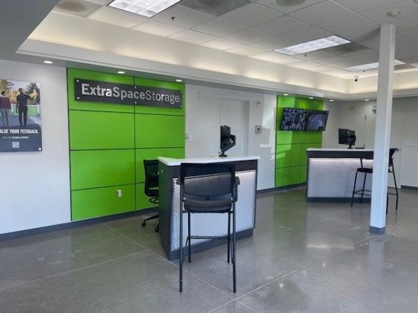 Extra Space Storage - 3542 - Auburn - A St - 1802 A Street Southeast