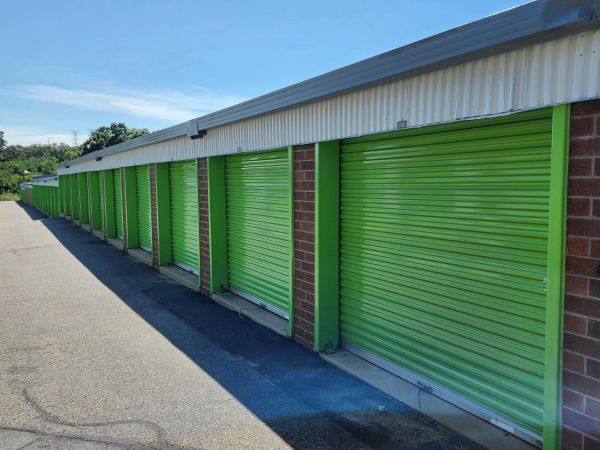 Extra Space Storage - 3552 - Rosedale - Fontana Ln - 25 Fontana Lane